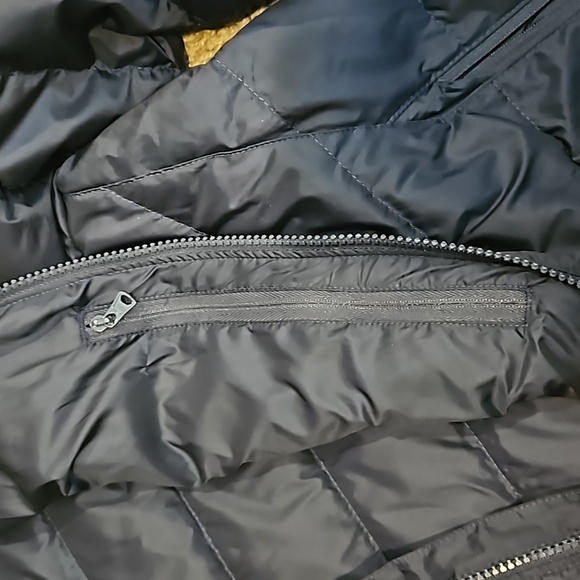 Lands' End Black Women's Puffer Jacket - Picture 8 of 11